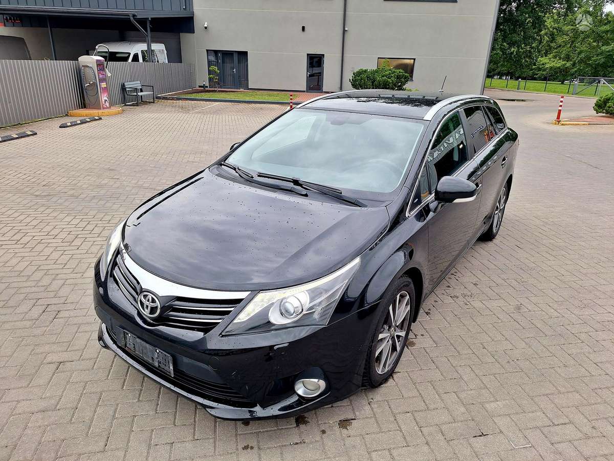Toyota Avensis, 2.0 l., Универсал