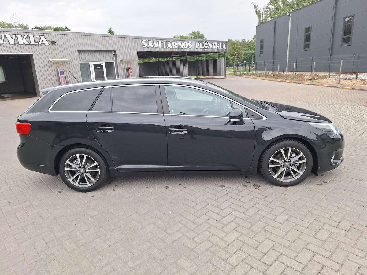 Toyota Avensis, 2.0 l., Универсал