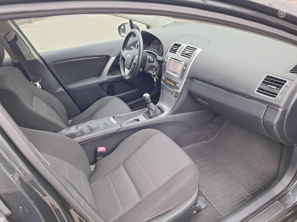 Toyota Avensis, 2.0 l., Универсал