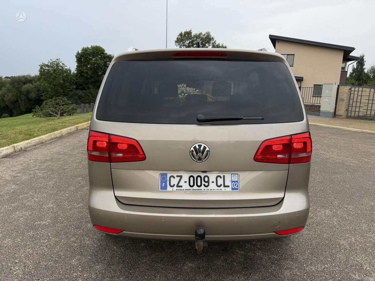 Volkswagen Touran - 6