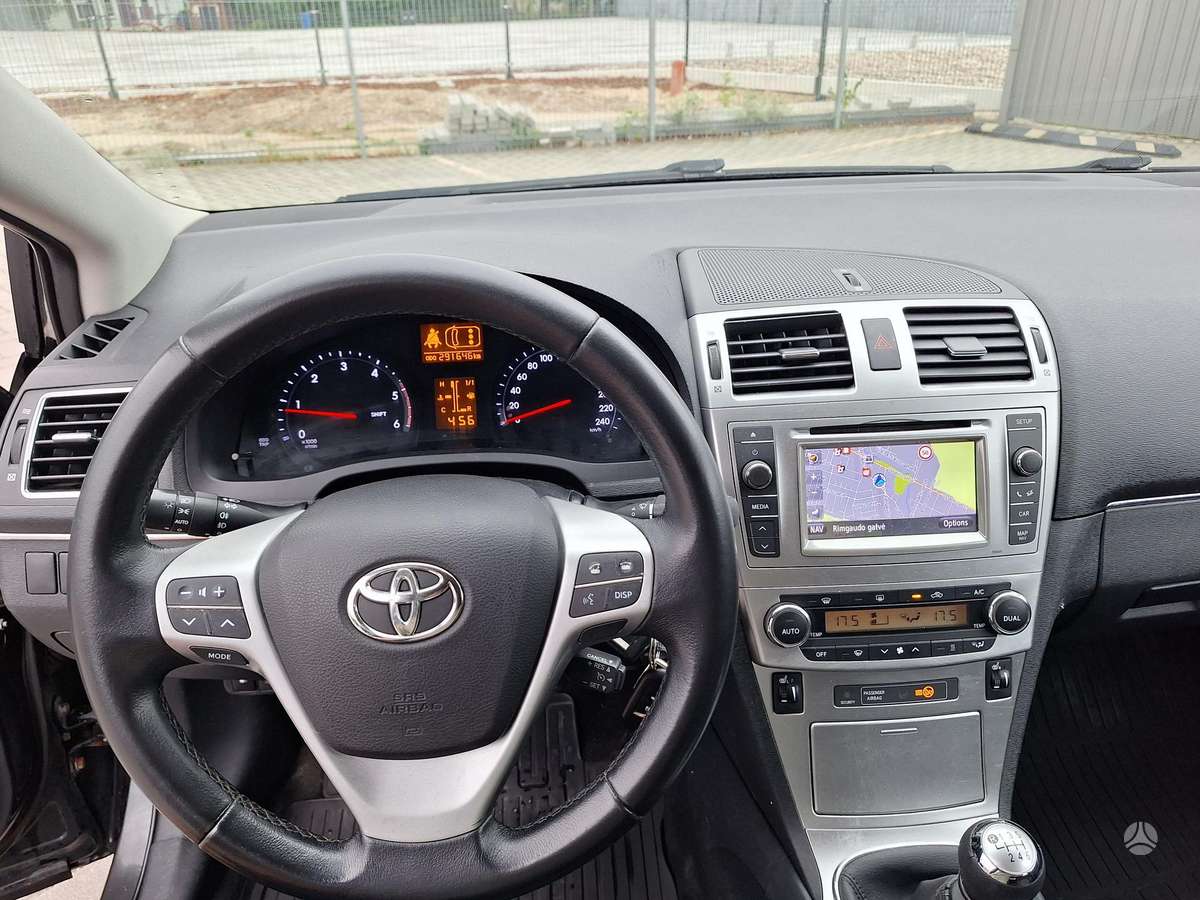 Toyota Avensis, 2.0 l., Универсал