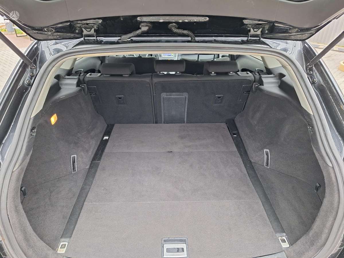 Toyota Avensis, 2.0 l., Универсал