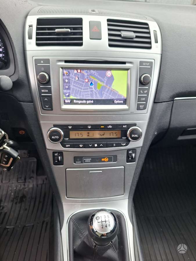 Toyota Avensis, 2.0 l., Универсал