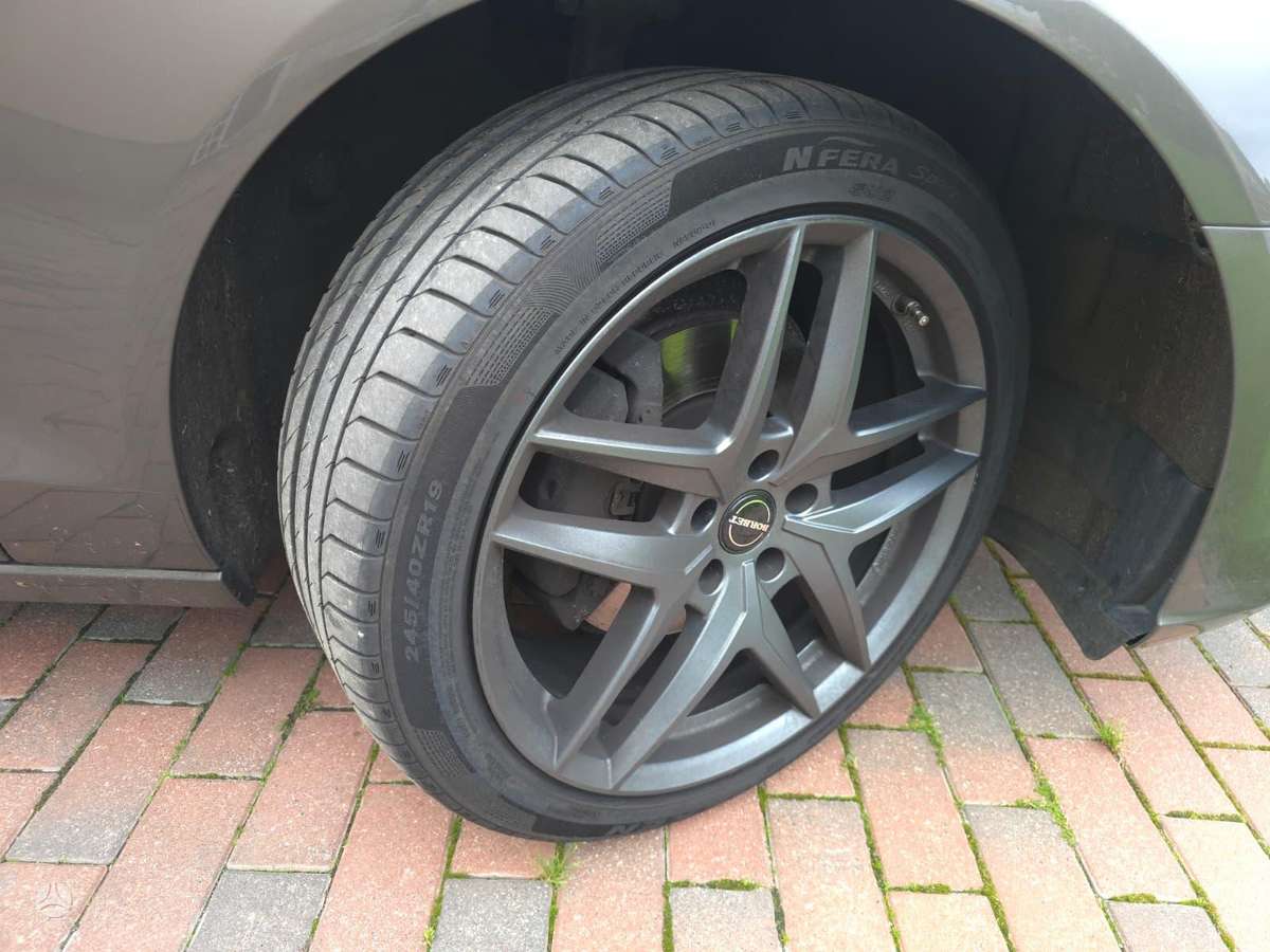 Audi A6, 2.0 l., universalas