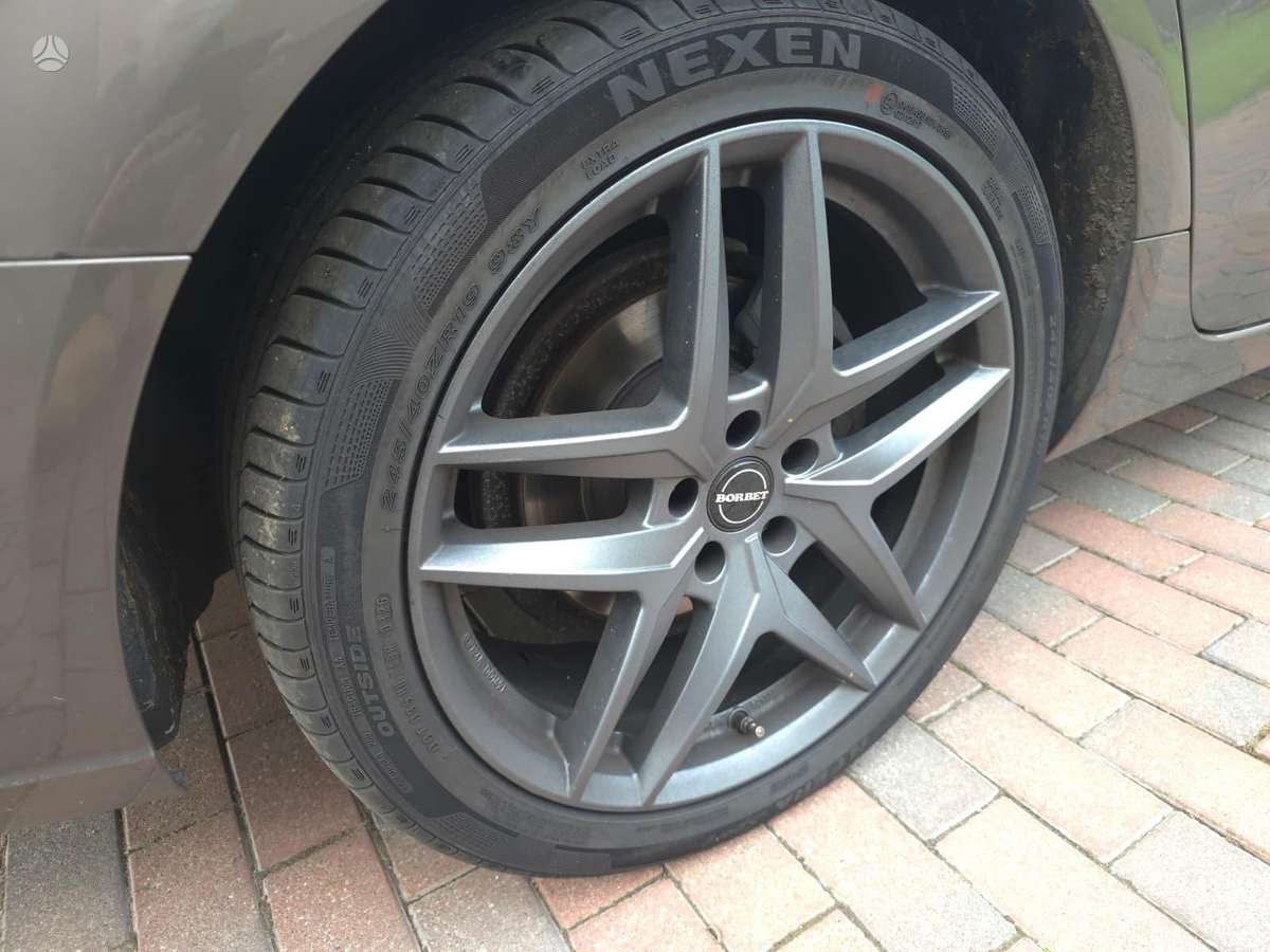 Audi A6, 2.0 l., universalas