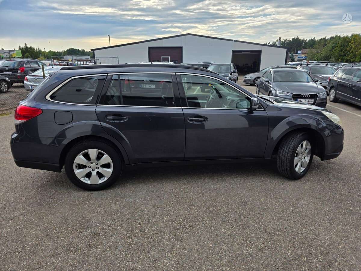 Subaru Outback, 2.5 l., universalas
