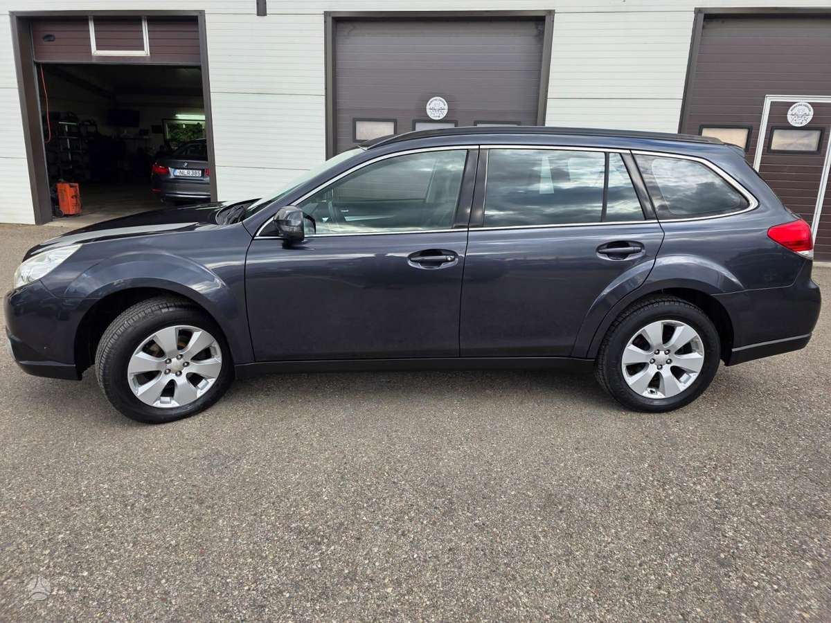Subaru Outback, 2.5 l., universalas