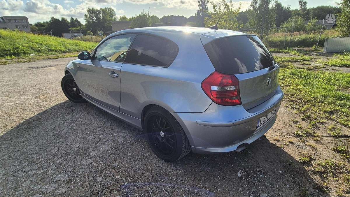 BMW 120, 2.0 l., Хэтчбек
