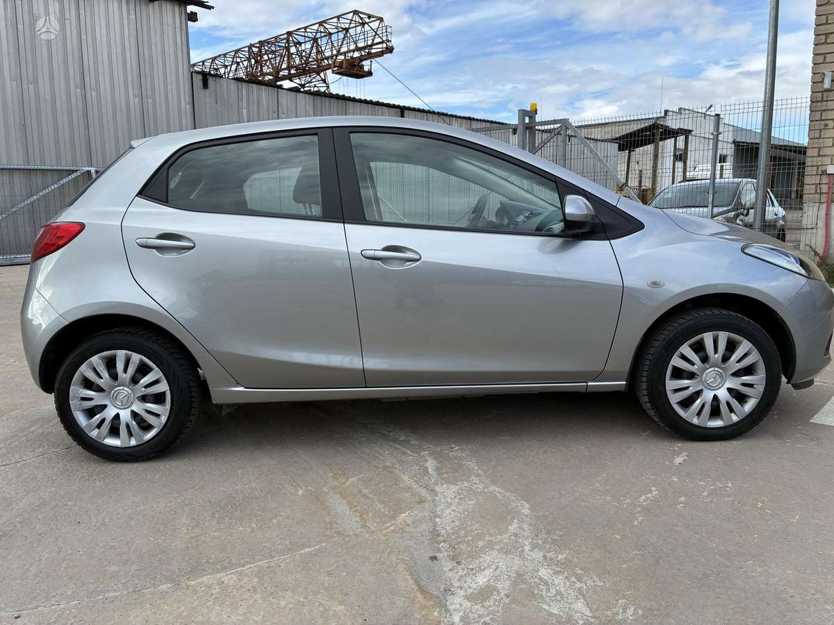 Mazda 2, 1.4 l., Хэтчбек