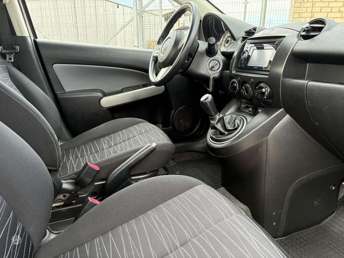 Mazda 2, 1.4 l., hatchback