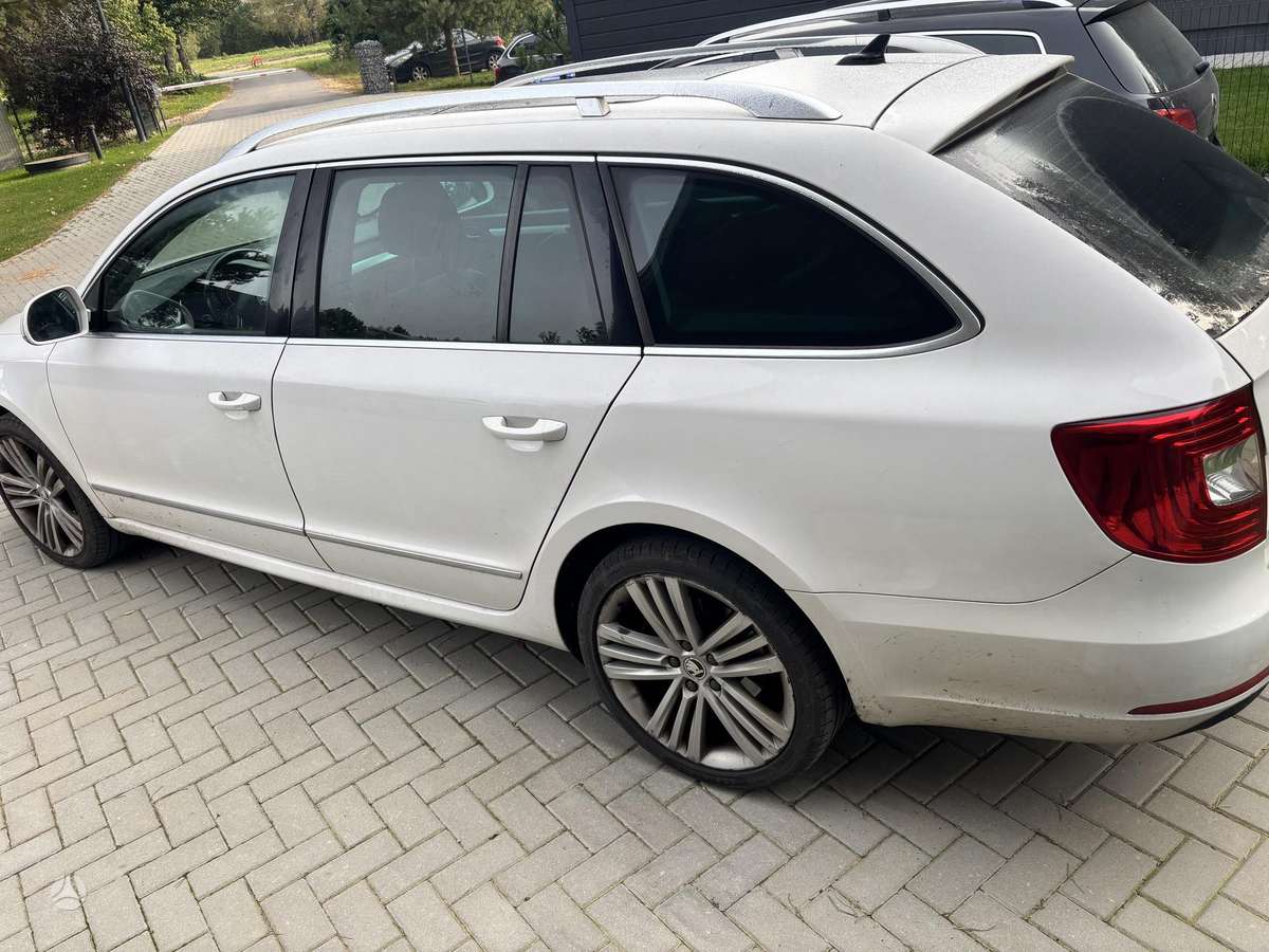 Skoda Superb, 2.0 l., Универсал