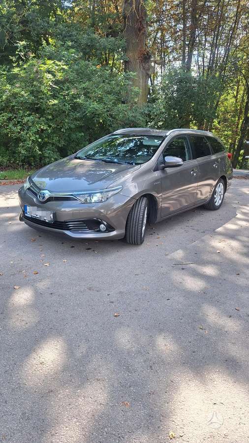 Toyota Auris - 4