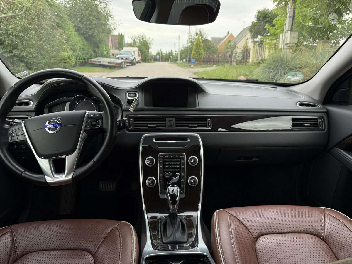 Volvo XC70, 2.0 l., Универсал