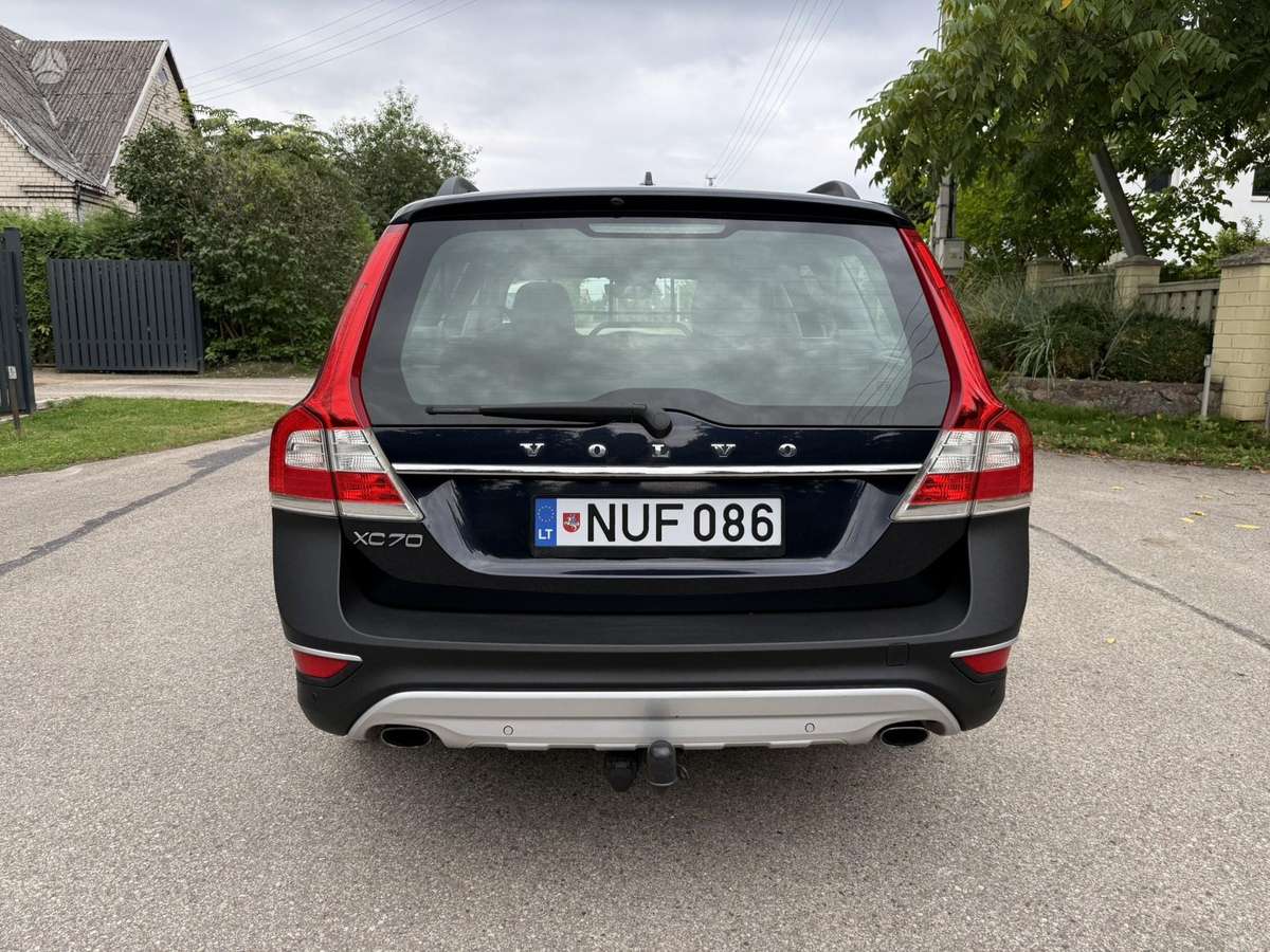 Volvo XC70, 2.0 l., Универсал