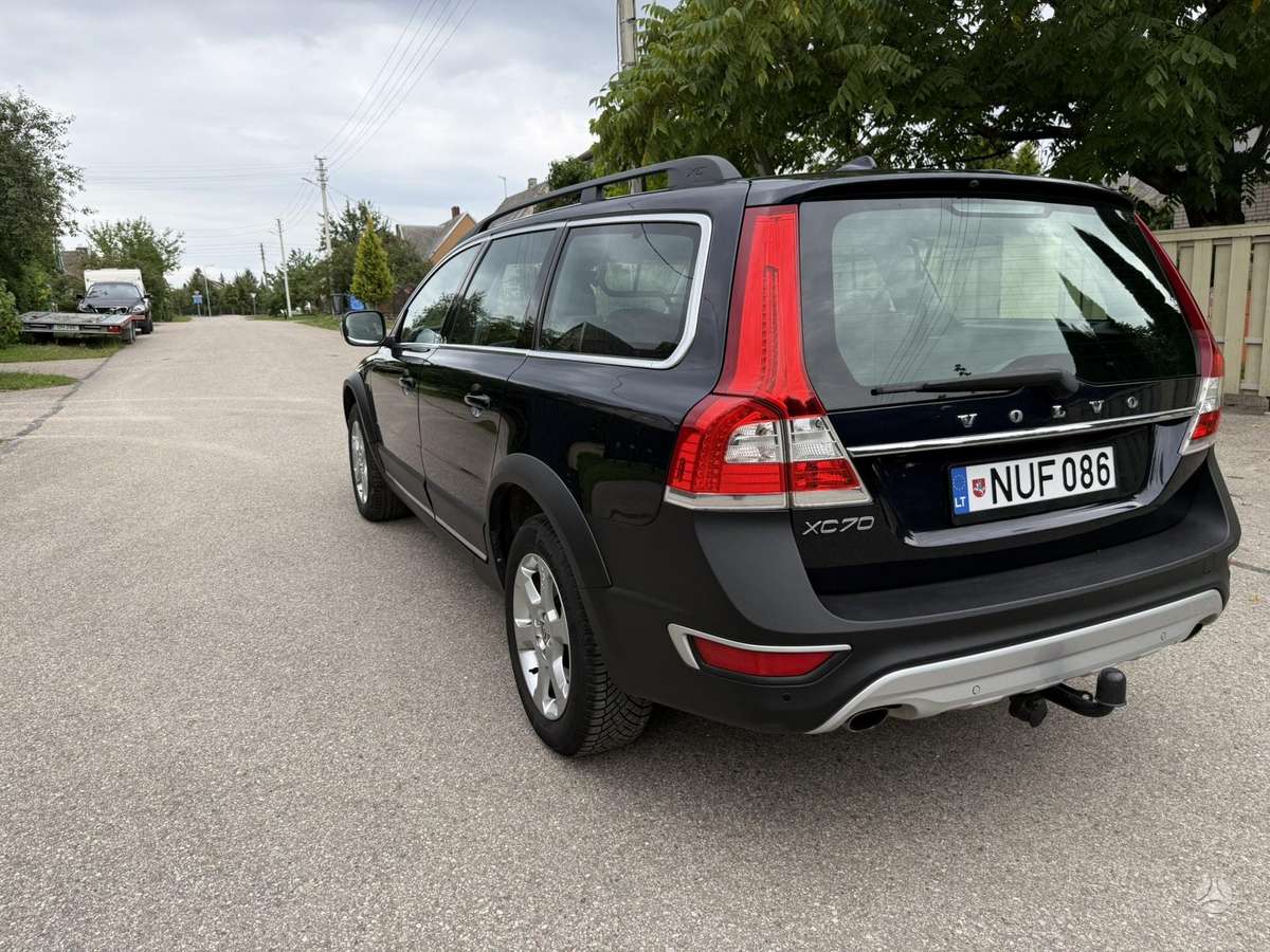 Volvo XC70, 2.0 l., Универсал