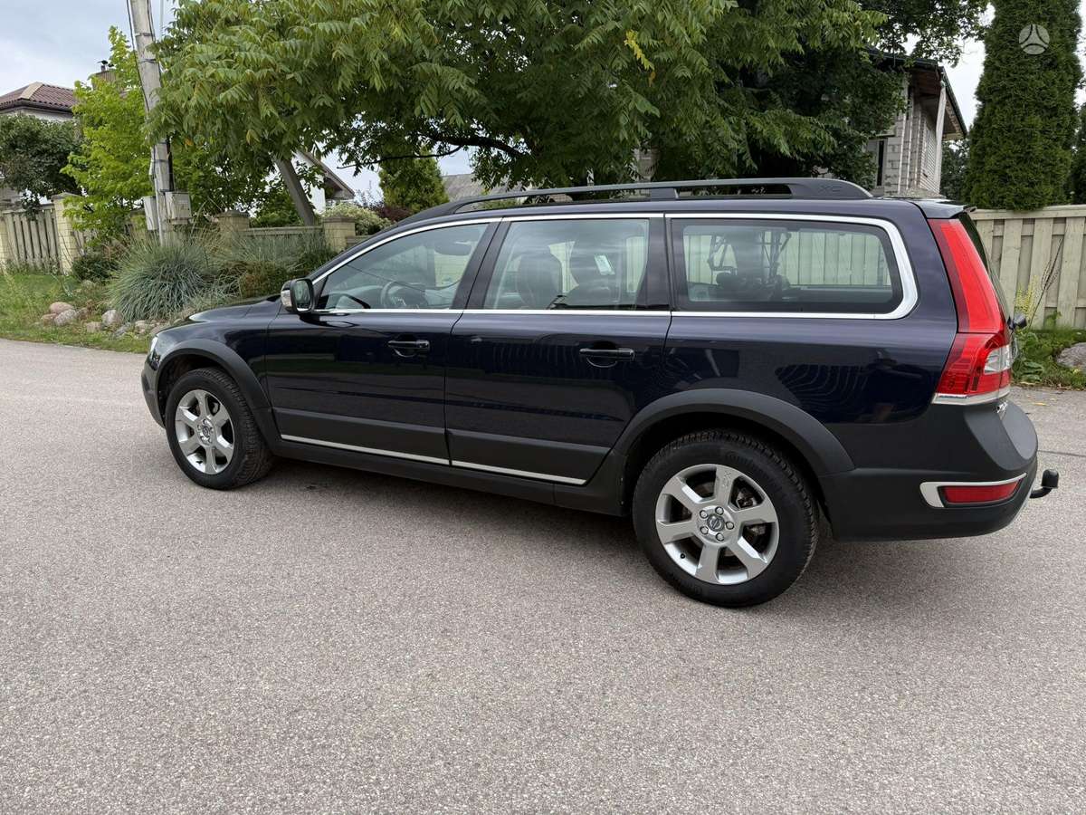 Volvo XC70, 2.0 l., Универсал
