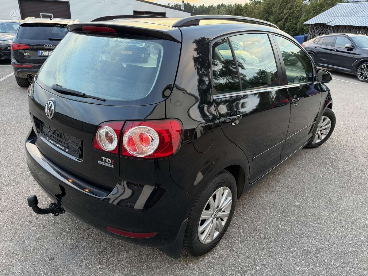 Volkswagen Golf Plus - 10