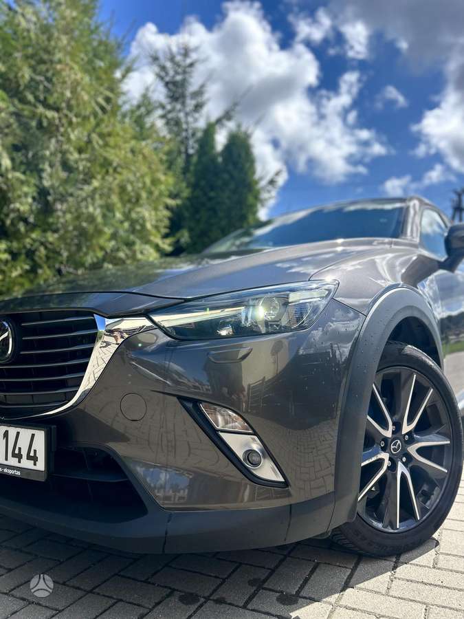 Mazda CX-3, 2.0 l., off-road / crossover