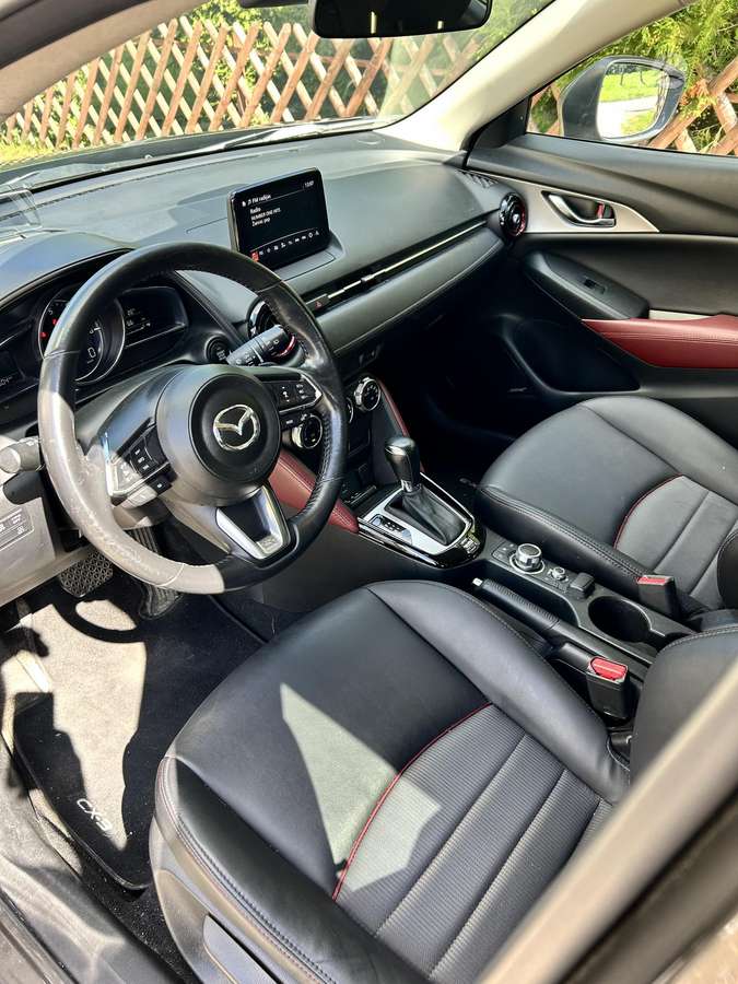 Mazda CX-3, 2.0 l., off-road / crossover