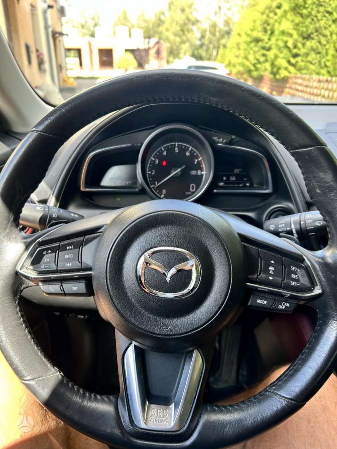 Mazda CX-3, 2.0 l., off-road / crossover
