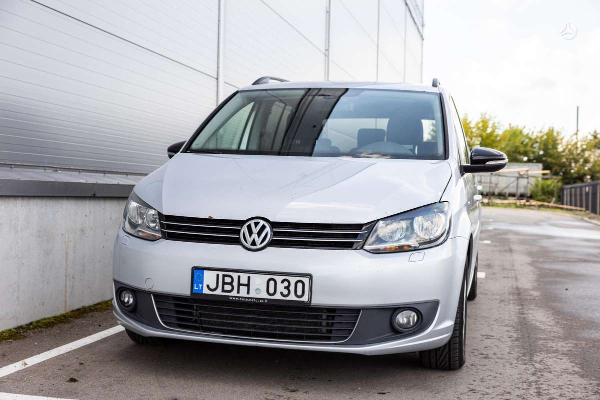 Volkswagen Touran - 2
