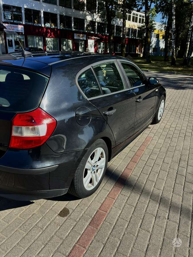 BMW 118, 2.0 l., hatchback