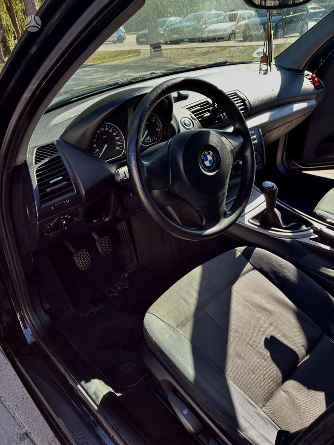 BMW 118, 2.0 l., Хэтчбек