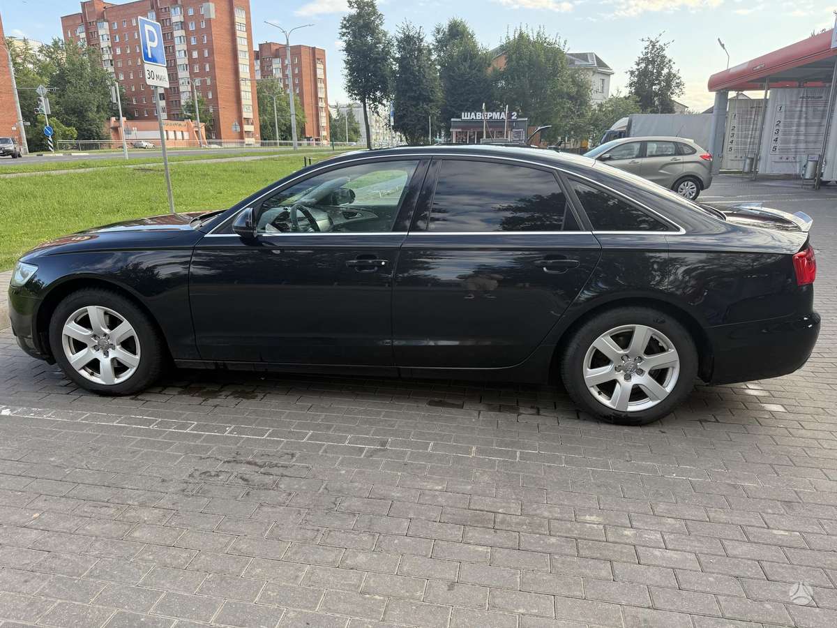 Audi A6, 3.0 l., Седан