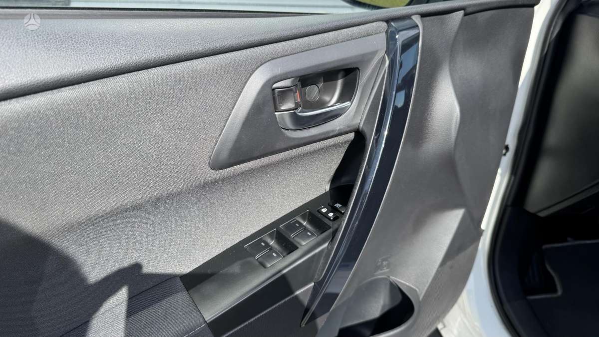 Toyota Auris - 12
