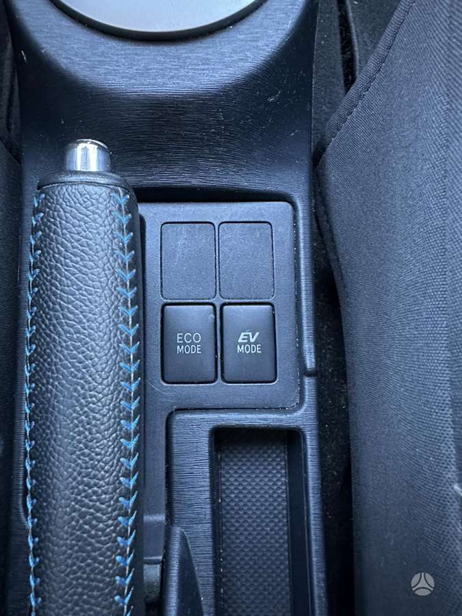 Toyota Yaris - 11