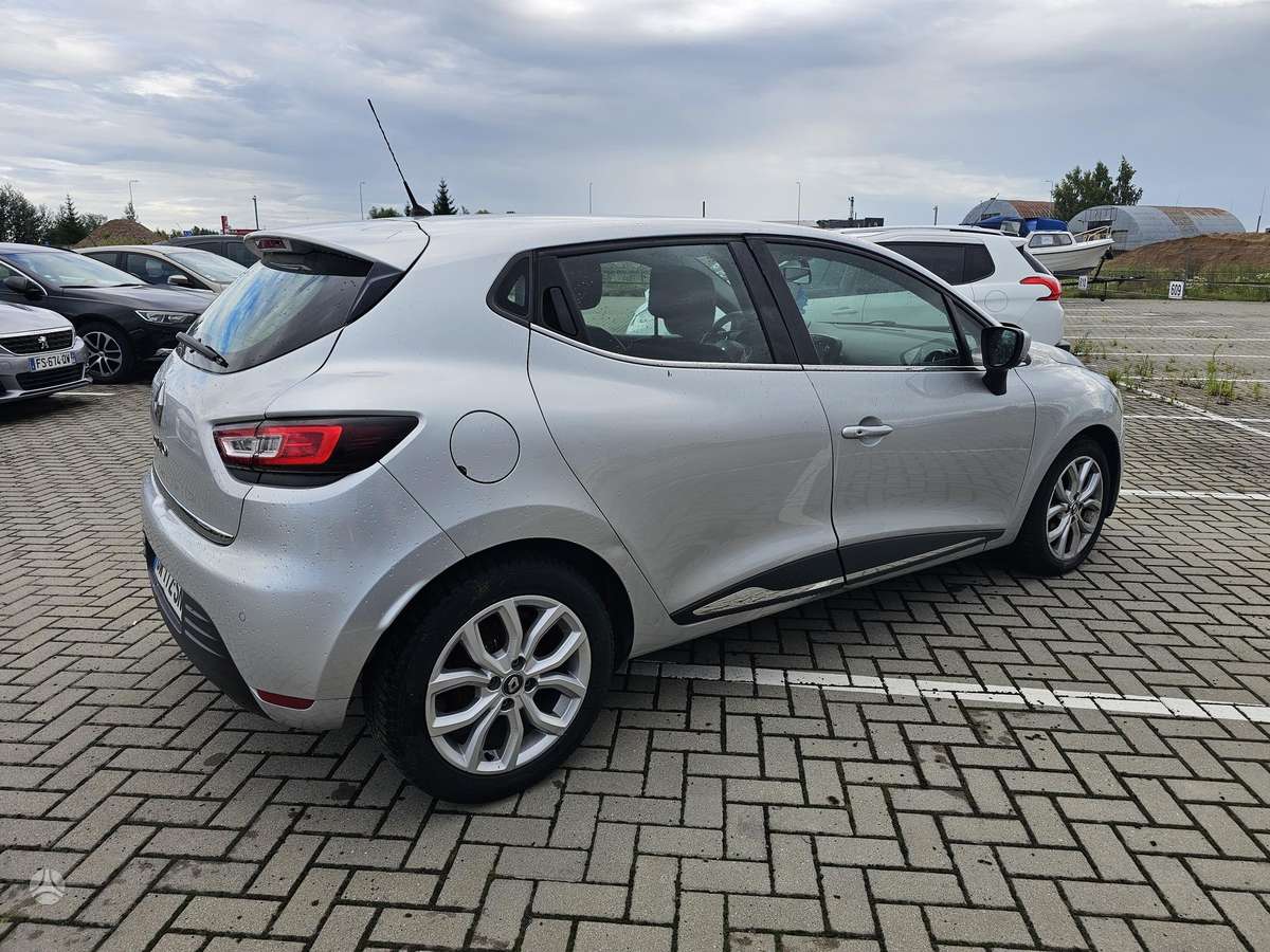 Renault Clio, 1.5 l., hatchback