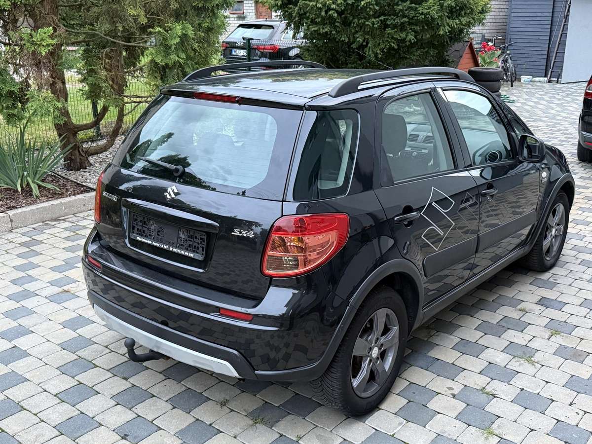 Suzuki SX4, 2.0 l., hatchback