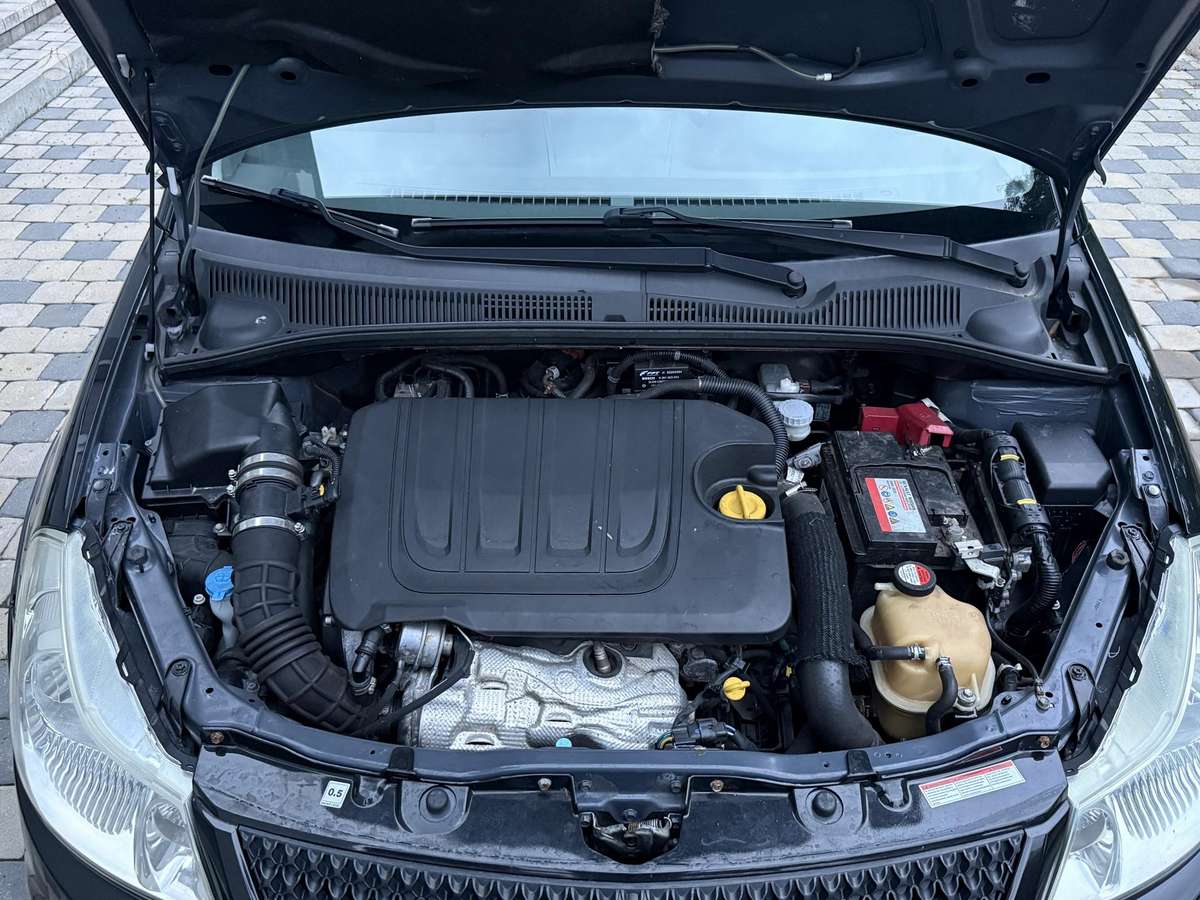 Suzuki SX4, 2.0 l., Хэтчбек