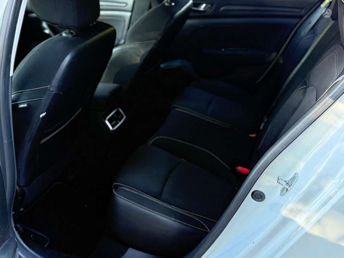 Renault Megane - 10