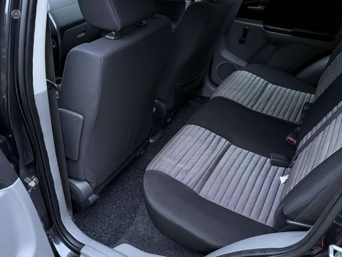 Suzuki SX4, 2.0 l., hatchback