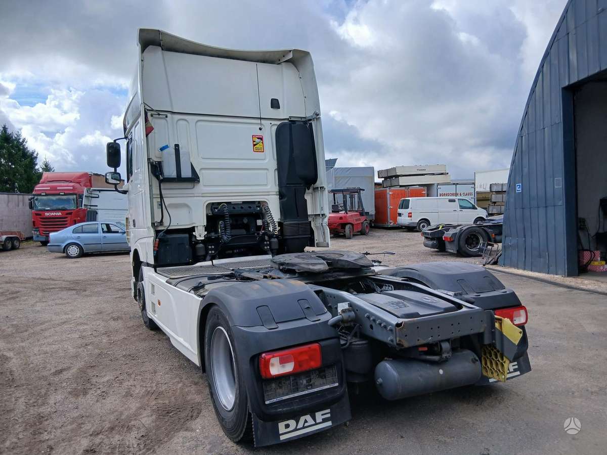 DAF XF106.460, 2 miegamosios vietos