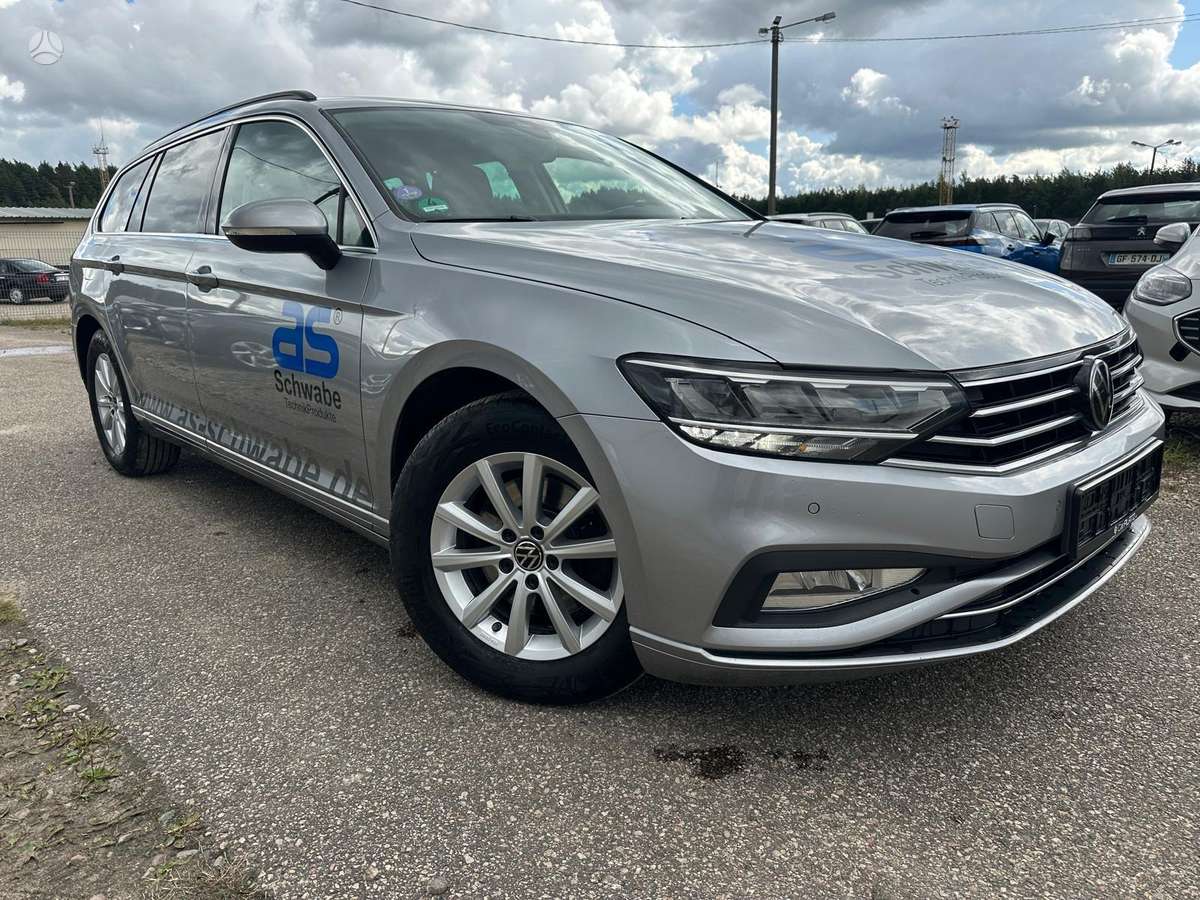 Volkswagen Passat - 2
