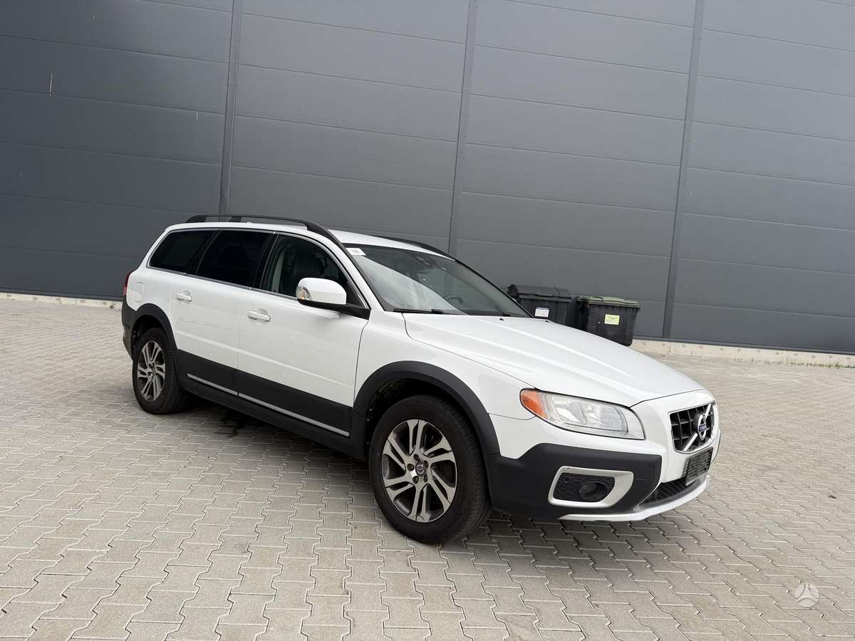 Volvo XC70, 2.0 l., Универсал