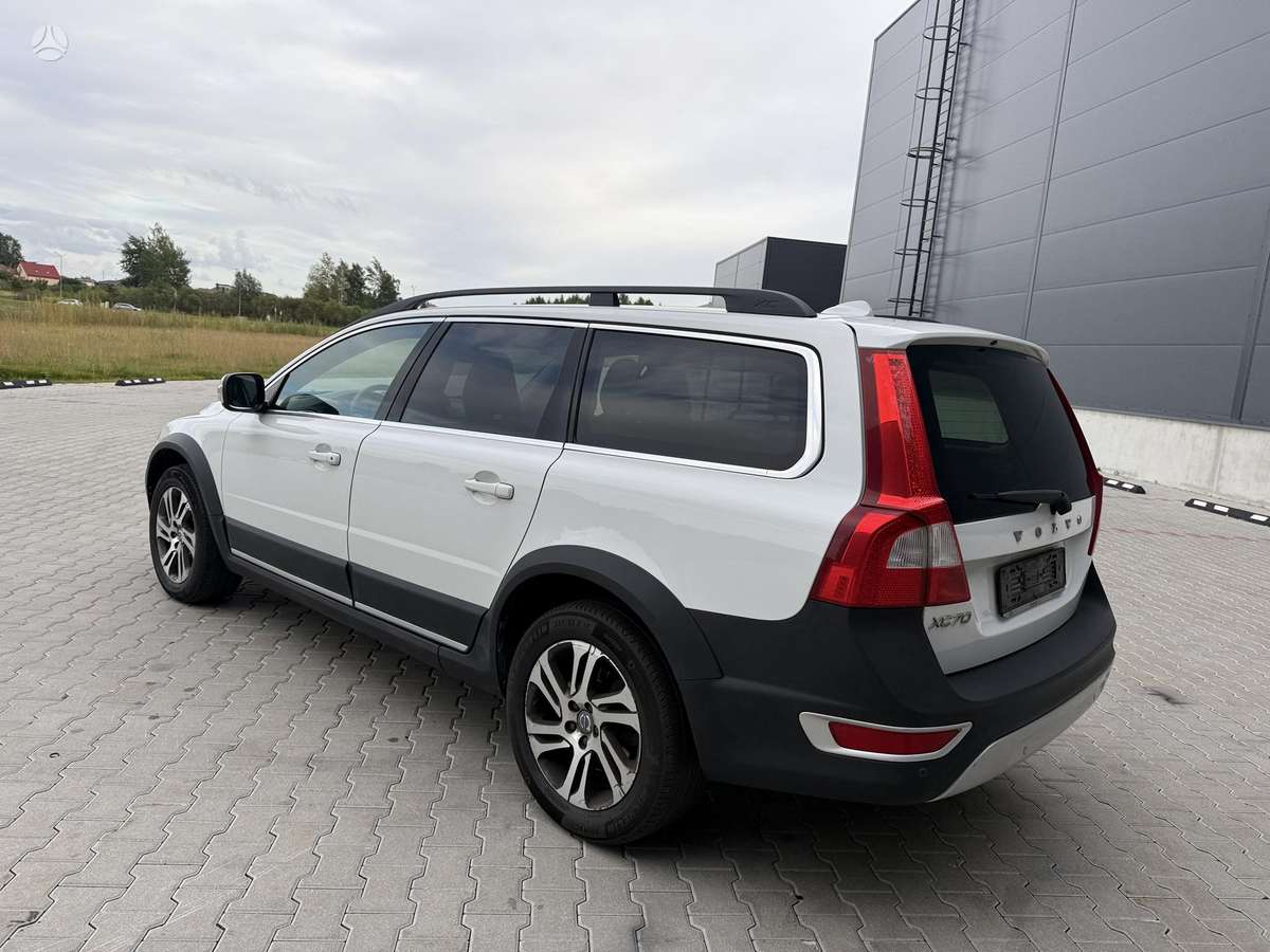 Volvo XC70, 2.0 l., Универсал