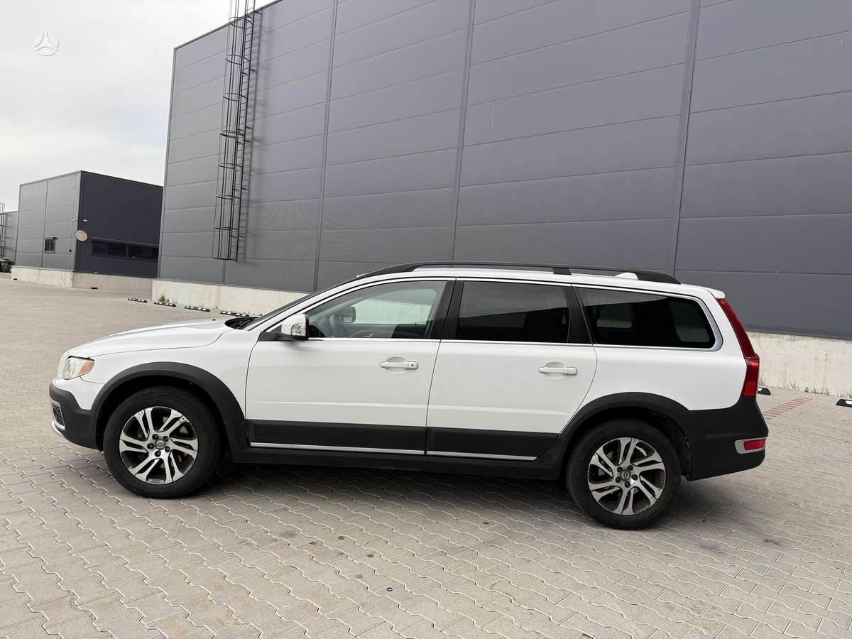 Volvo XC70, 2.0 l., Универсал