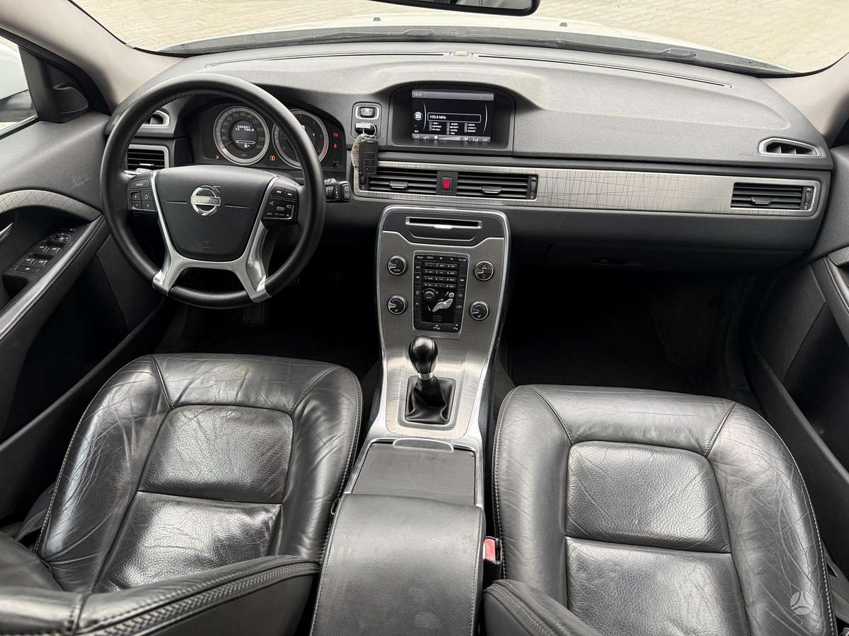 Volvo XC70, 2.0 l., wagon
