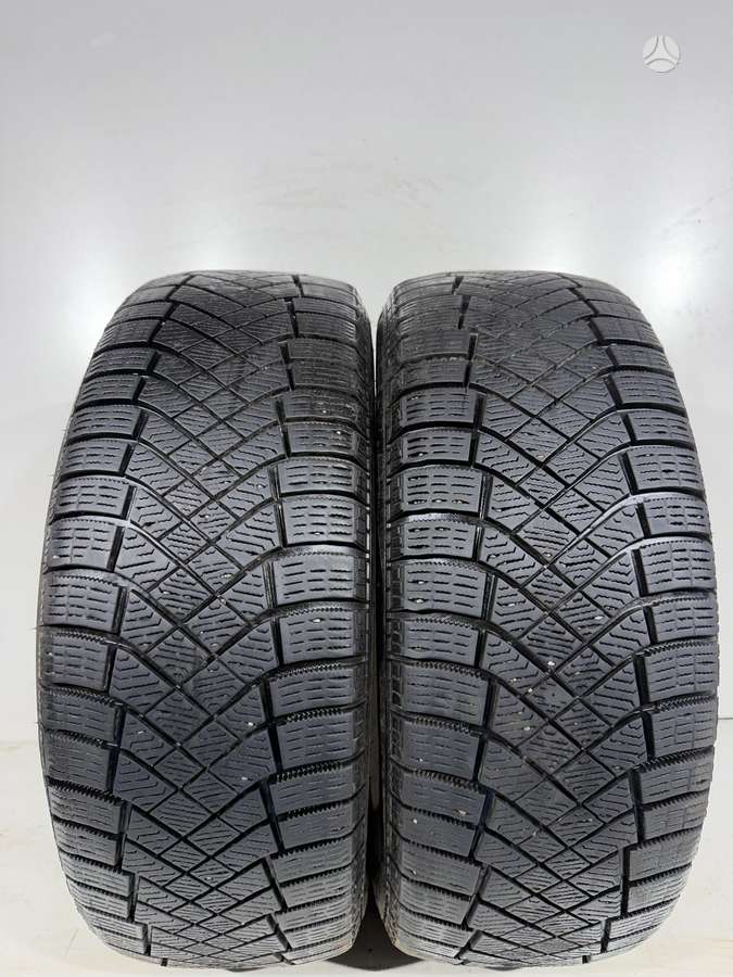 Pirelli Ice Zero, зимние 205/55 R16