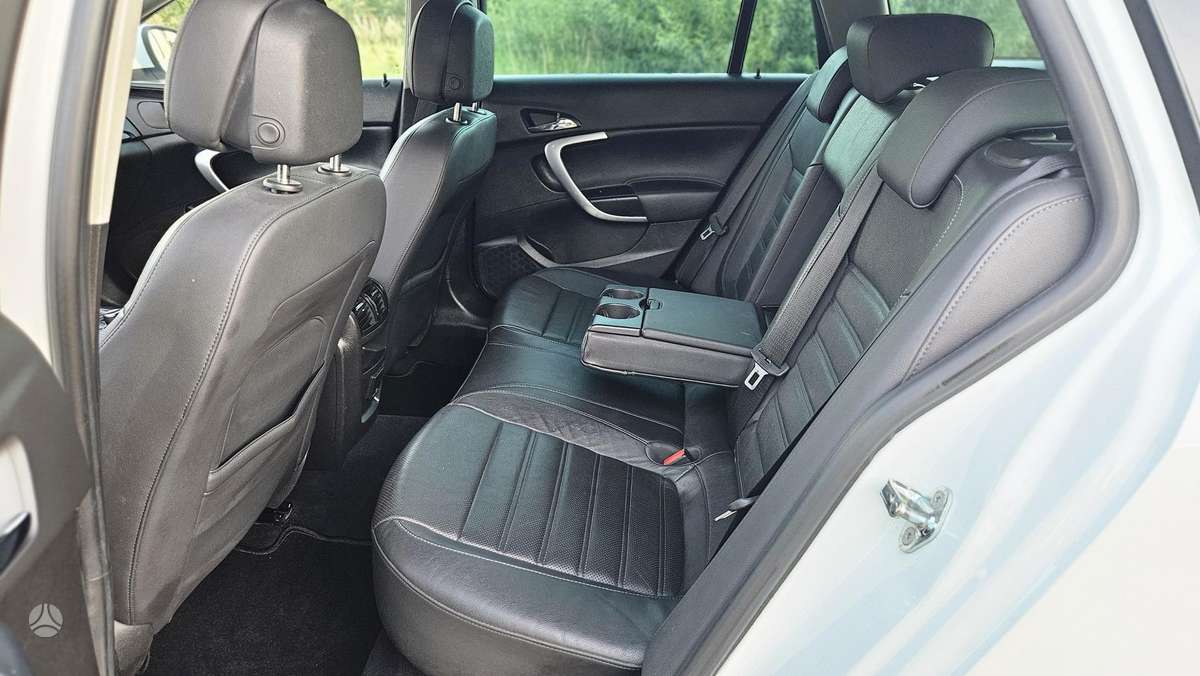 Opel Insignia, 1.4 l., Универсал