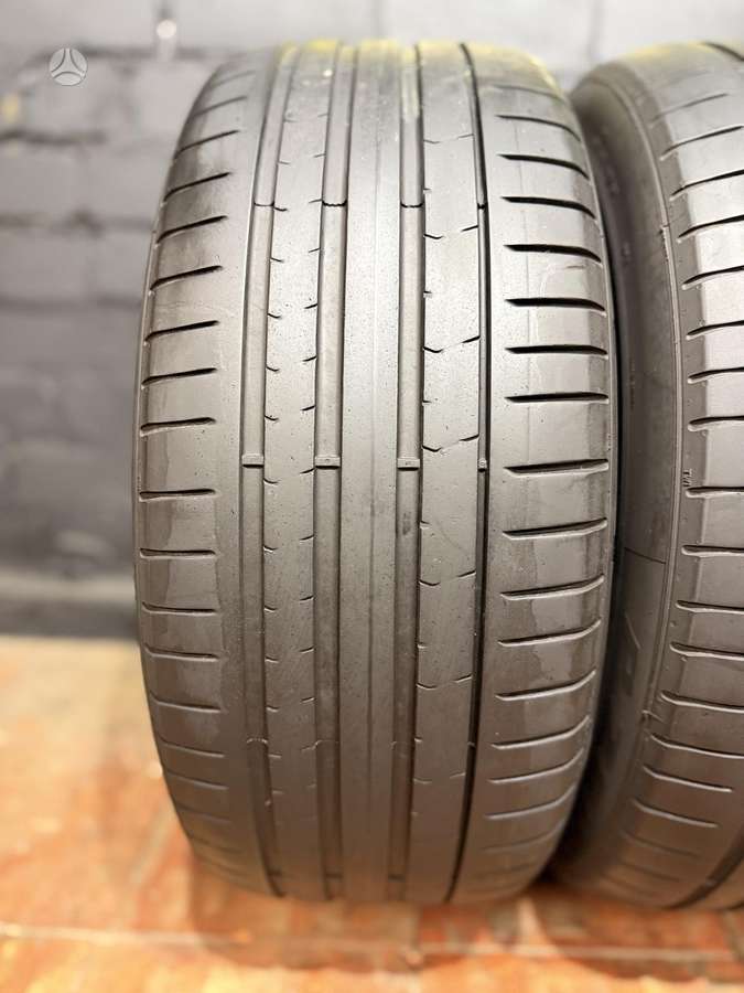 Pirelli P Zero PZ4, summer 245/40 R19