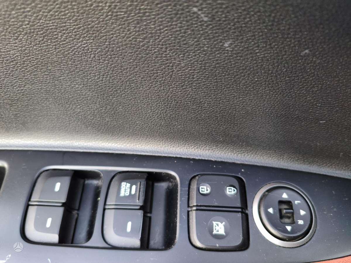 Hyundai i10, 1.3 l., hatchback