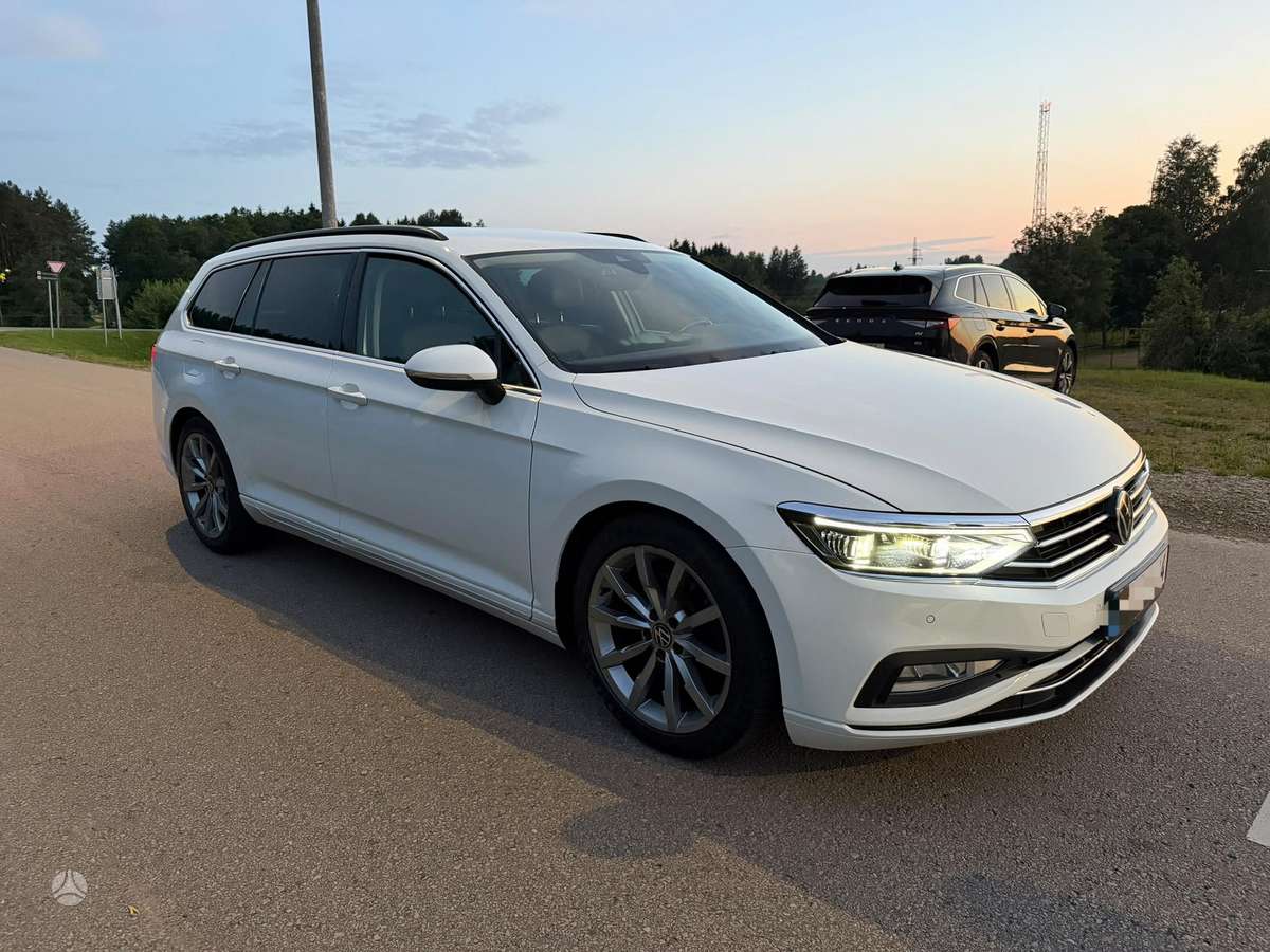 Volkswagen Passat - 2