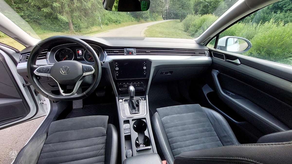 Volkswagen Passat - 9