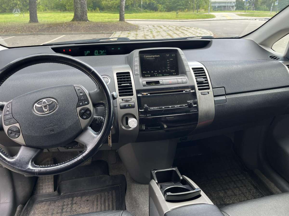 Toyota Prius - 6