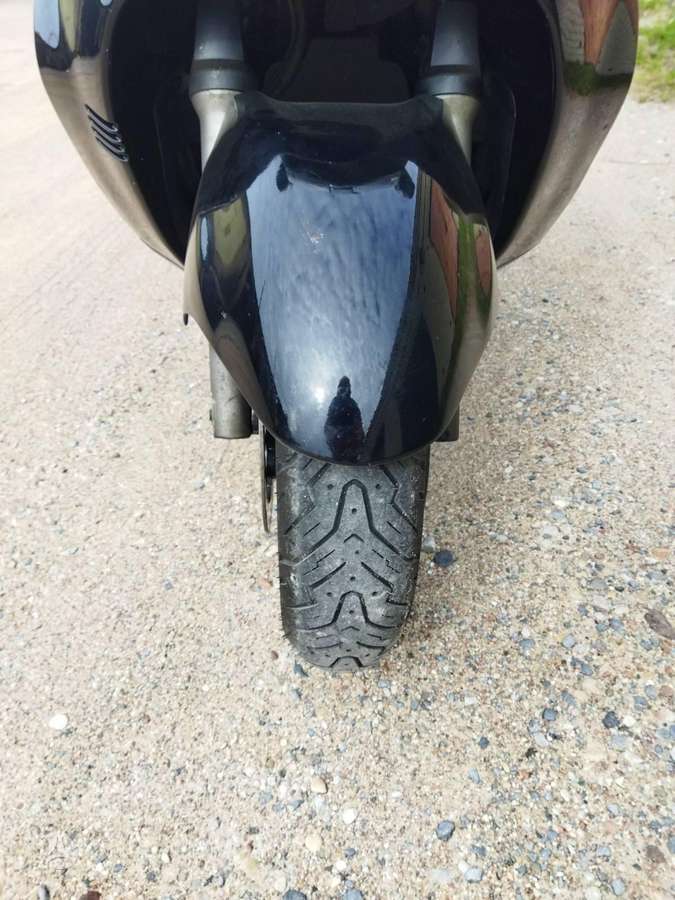 Suzuki Burgman 650cc, мотороллеры / мопеды