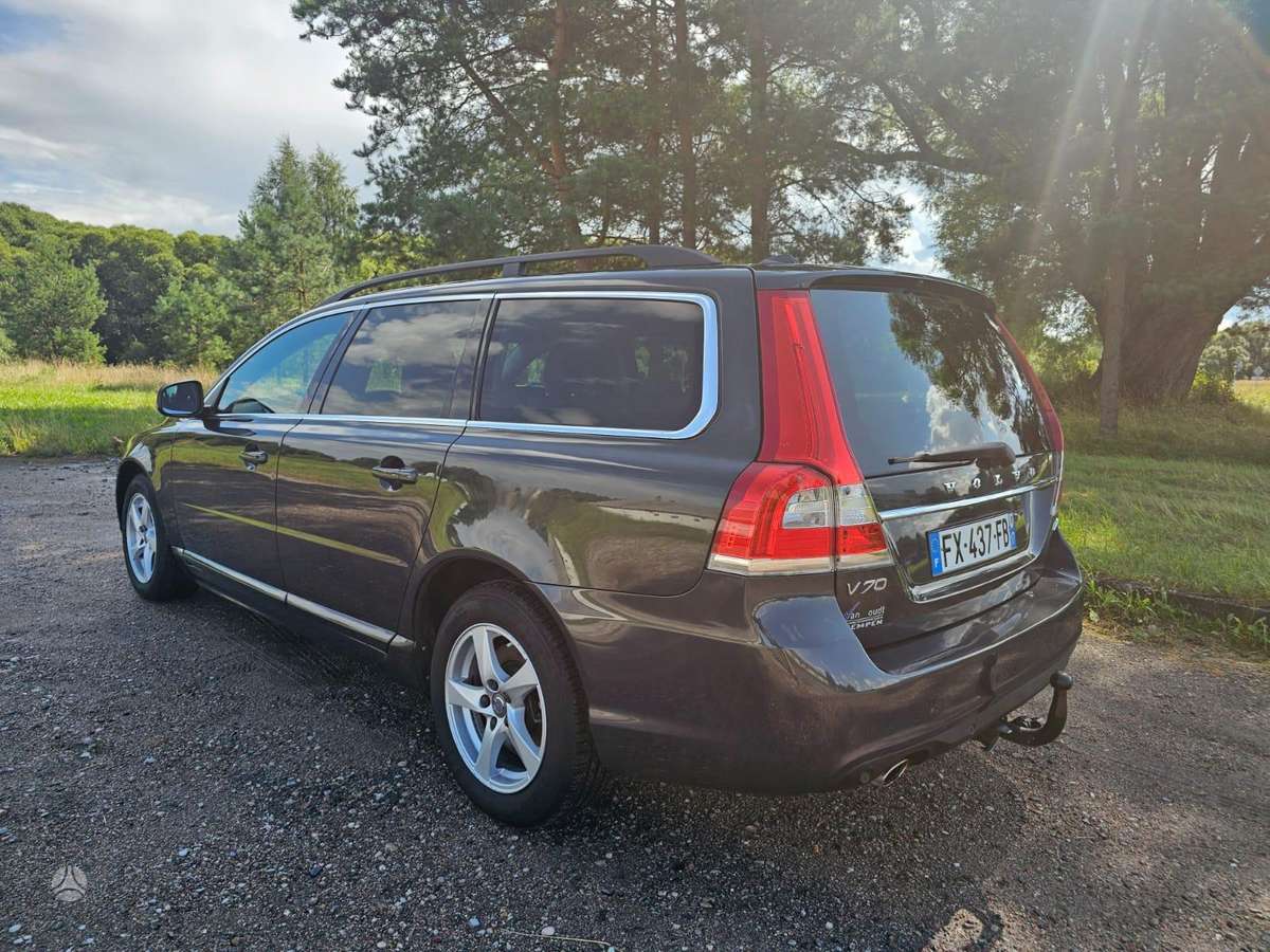 Volvo V70, 2.0 l., Универсал